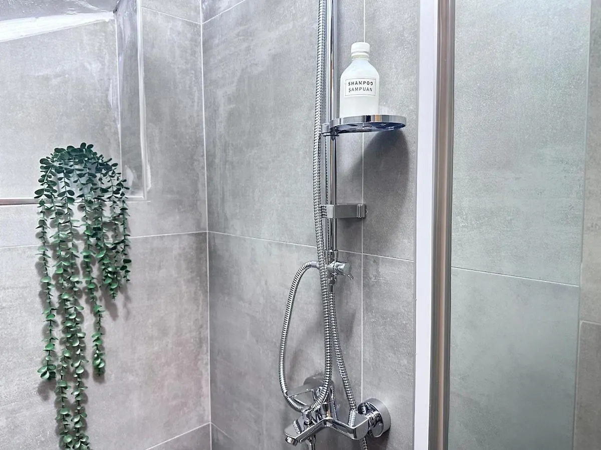 Stunning Apt Near Metro - Ym 2 Istanbul 0*,