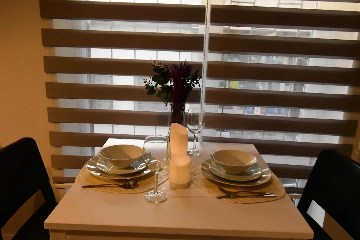 Stunning Apt Near Metro - Ym 2 Istanbul 0*,